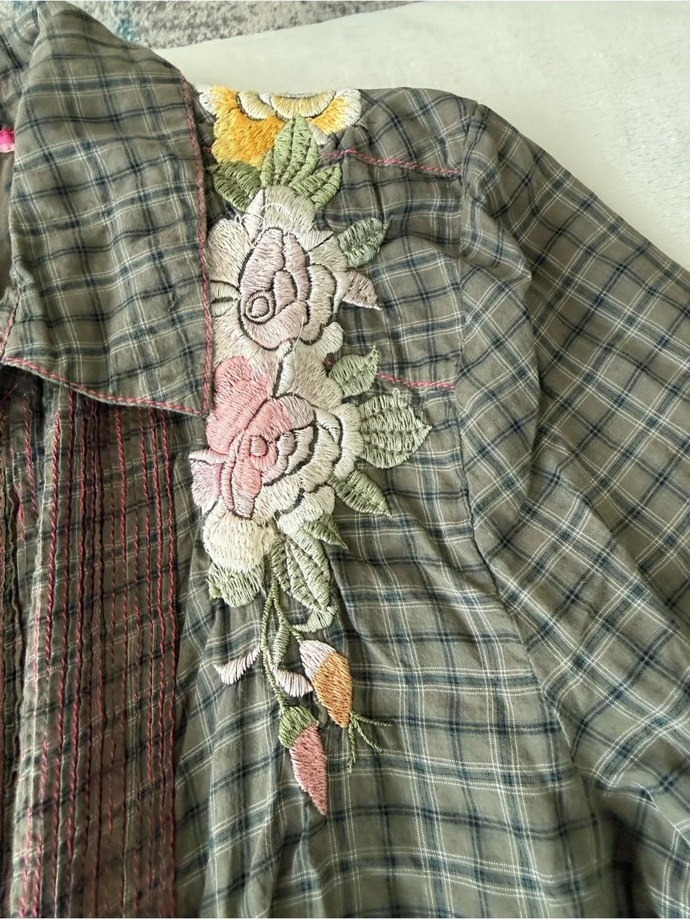 Johnny Was 3 J Olive Plaid Dress with Embroidery Size Small E04 - Picture 3 of 11